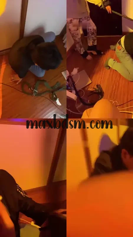 -Smaxbdsm.com11710db11be4acba.webp