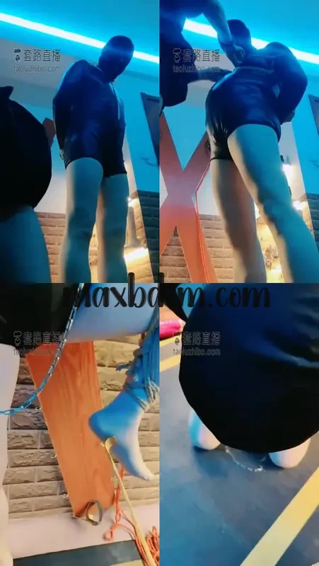 -maxbdsm.com59c89f80f69b6c19.webp