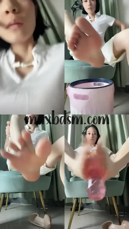 S--maxbdsm.com7d4c8b89025edb7a.webp