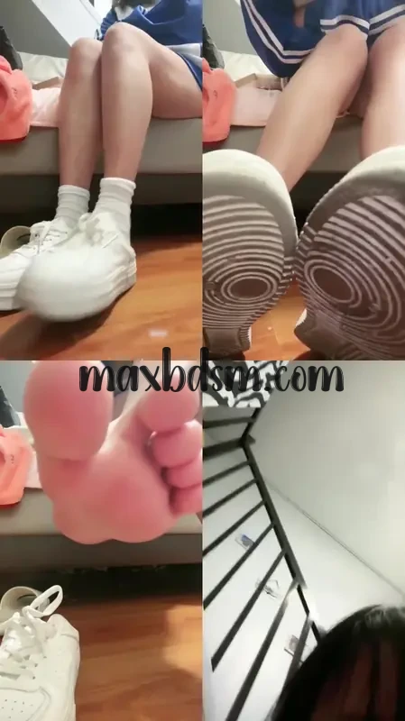 S--maxbdsm.come3823a44a7d24a8e.webp