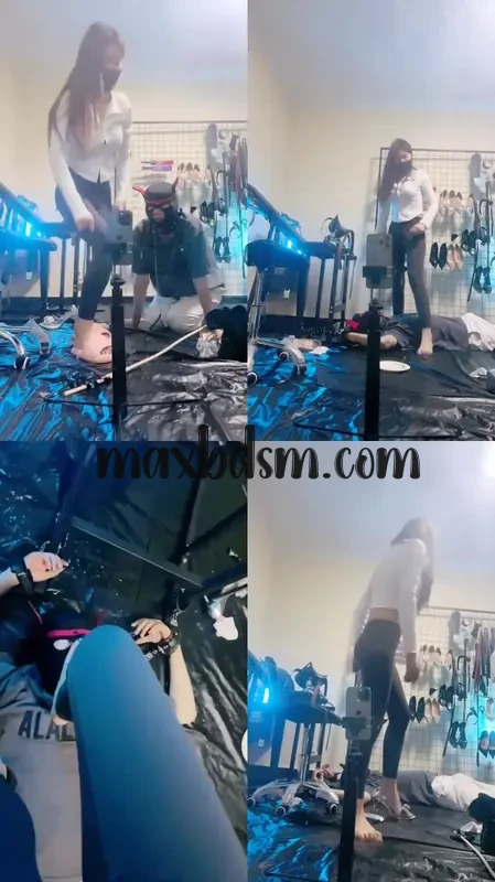 S-maxbdsm.com5ee63a1c014875e0.webp
